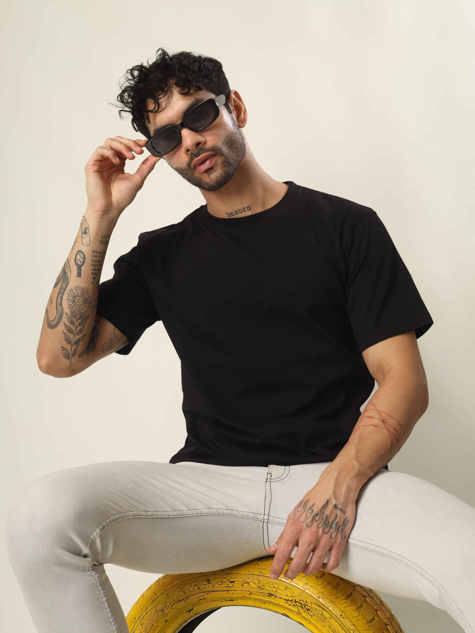 Regular Half Sleeve Plain T-Shirt (Black)